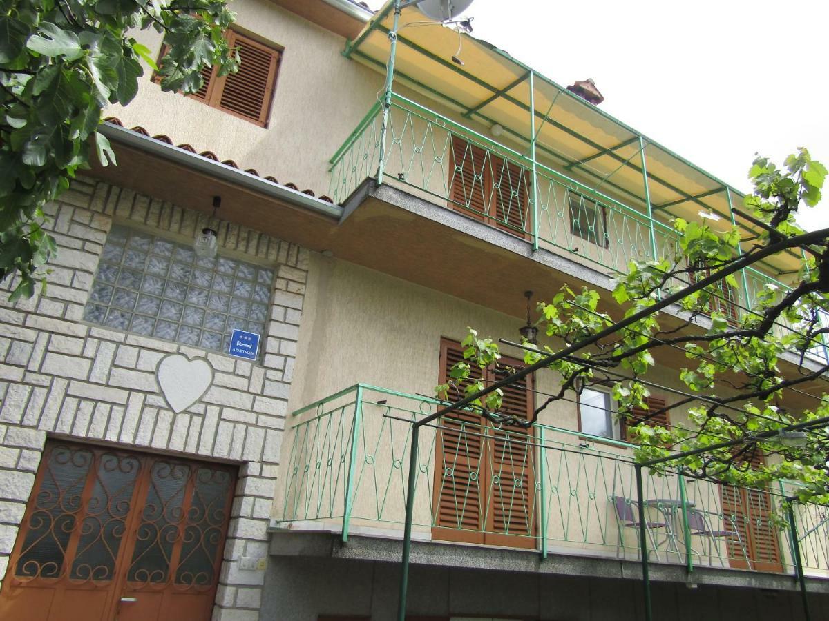Green Garden Apartments 罗维尼 外观 照片